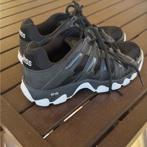 K-Swiss Men's Black and White Athletic Shoes